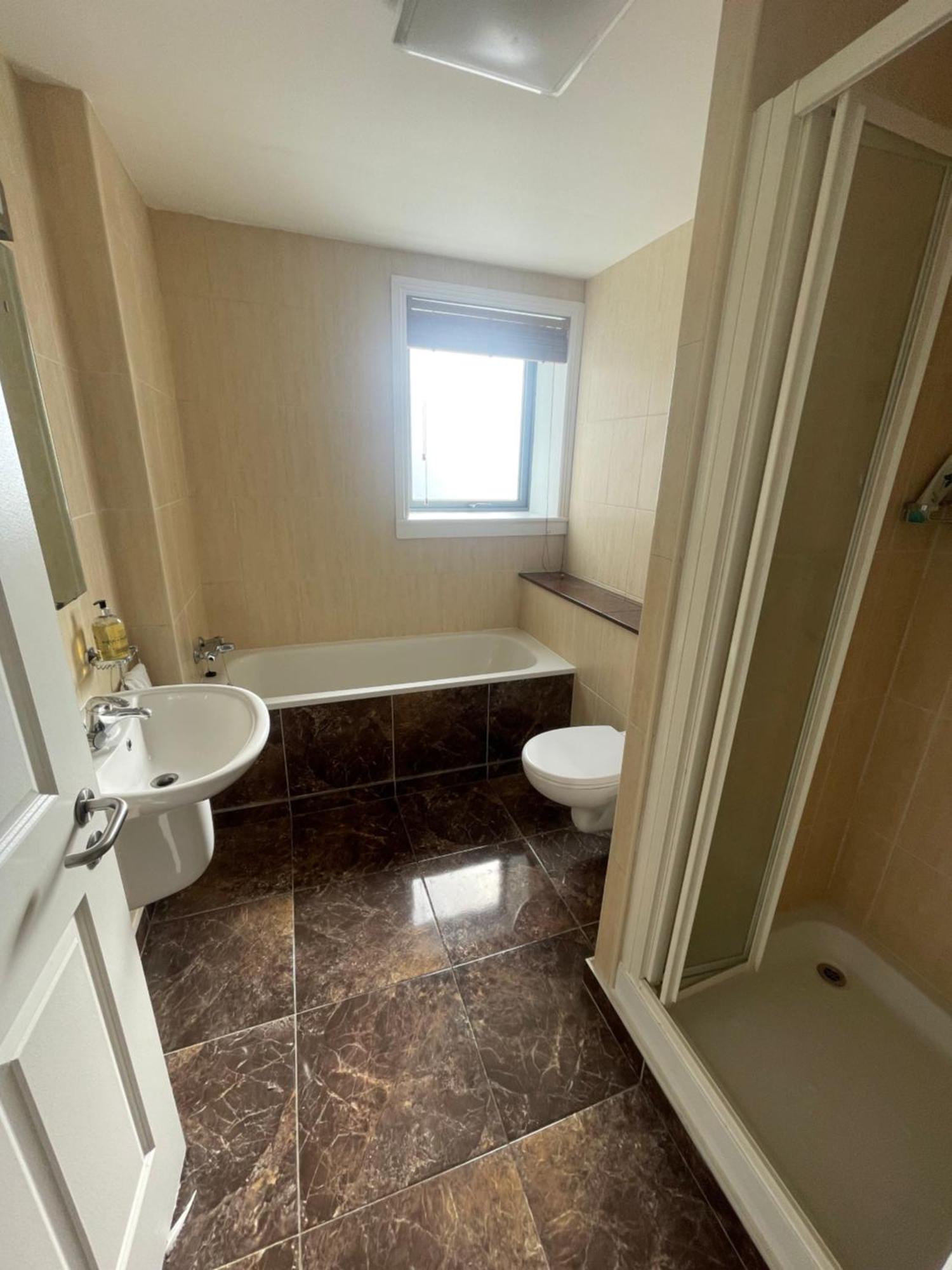 Fabulous And Sunny 2 Bed Apartment, In City Centre Cork Kültér fotó